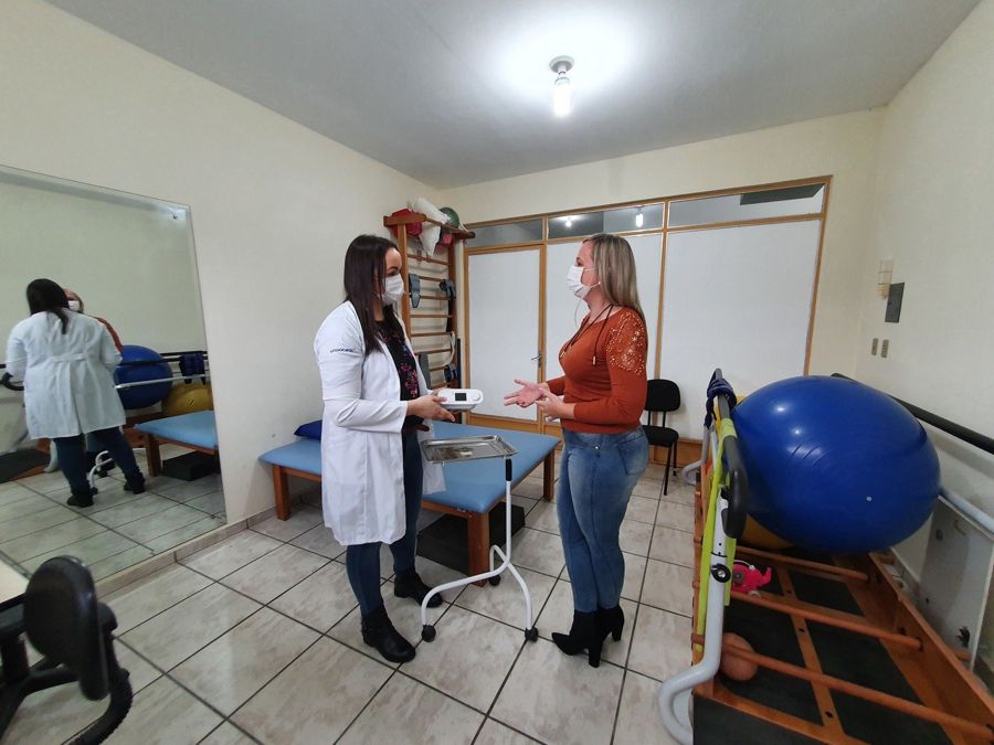 Andressa Schmidt no Centro de Reabilitação Cardiorrespiratória de Guaramirim, em 2021